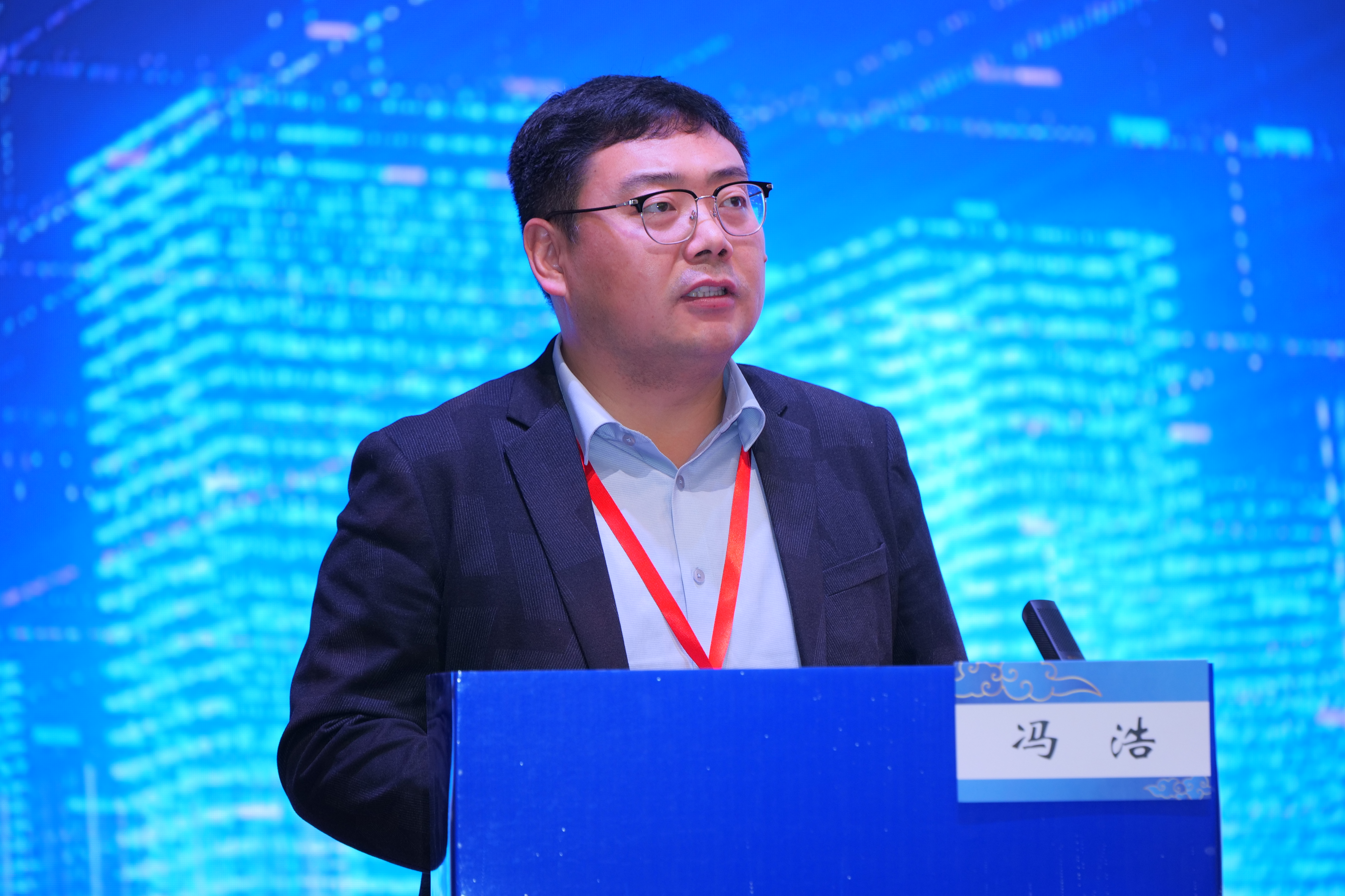 我校受邀参加2026年高校实验室安全管理培训研讨会并作专题报告